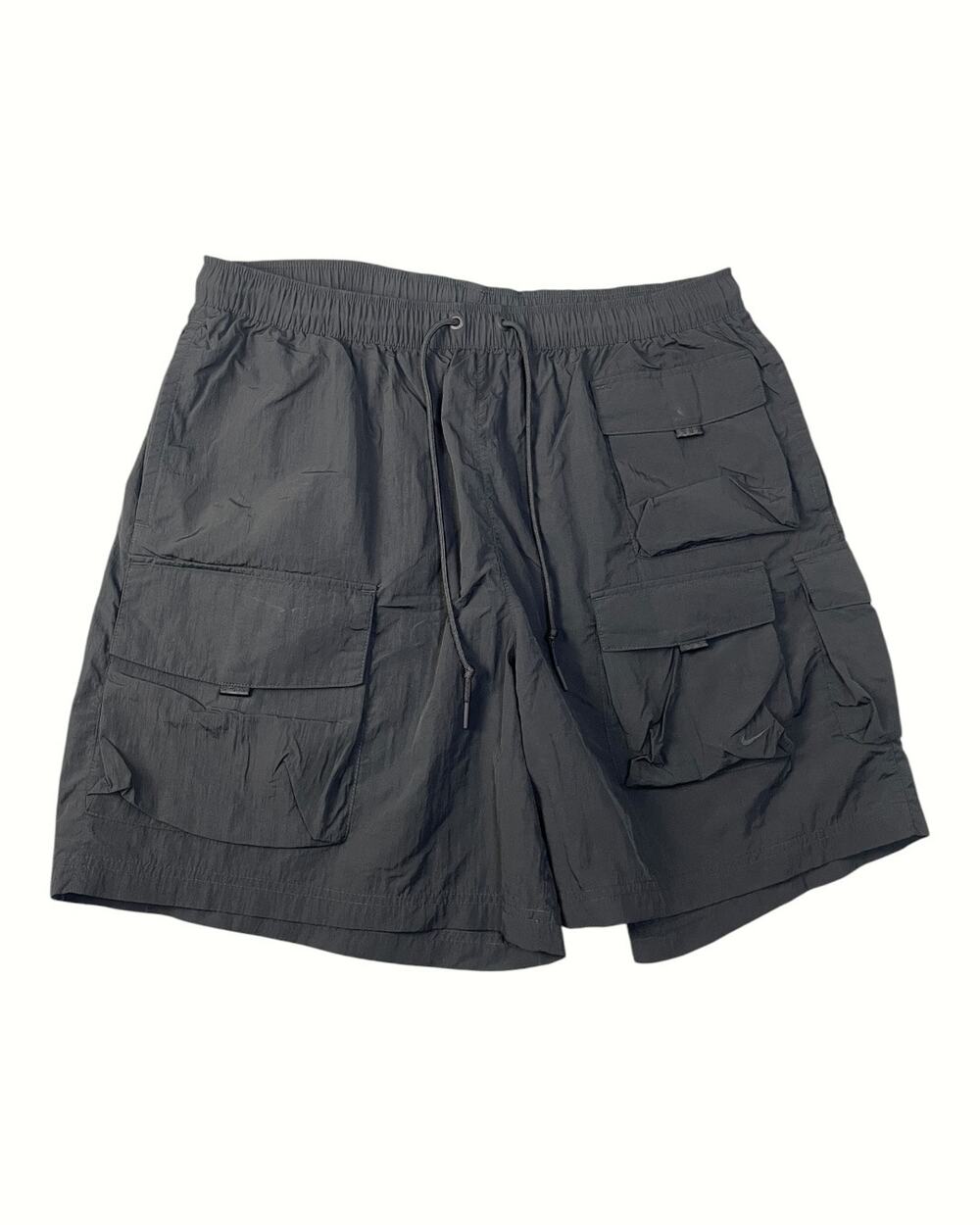 Nike Men’s Large Black Tech Woven Cargo Shorts With Elastic/Drawstring Waist
